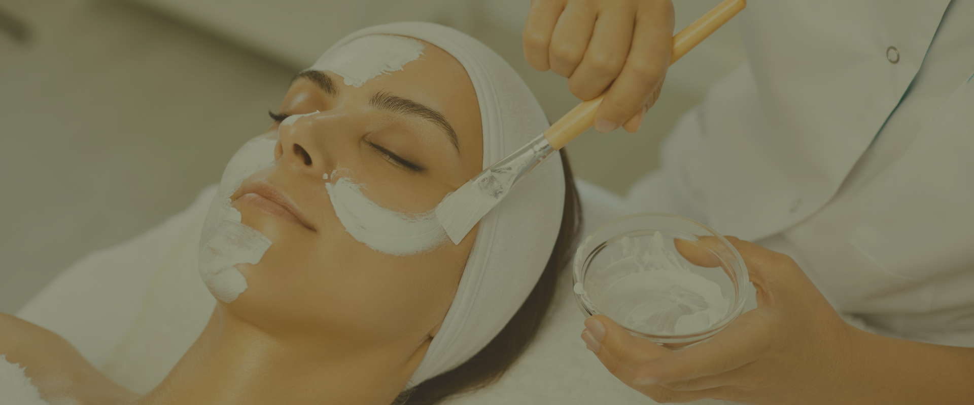 Person getting mask put on